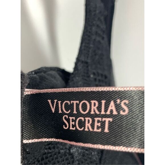 Victoria's Secret body by Victoria black lace trim perfect shape bra size 34C - Picture 3 of 9